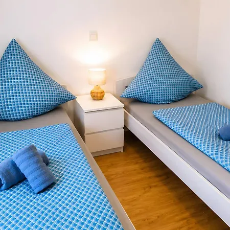 Semesterbostad Schwalbe Berumbur